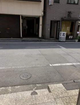 山市ビルの外観