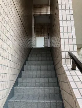 坪田ビルの外観