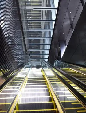 大手町フィナンシャルシティグランキューブの外観