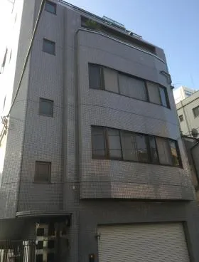 泰明ビルの外観