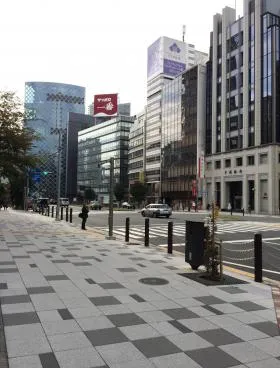 オカムラ赤坂ビルの外観