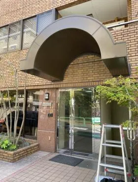 番町グロリアビルの外観