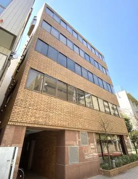 番町グロリアビルの外観