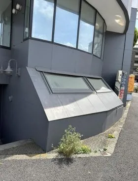 青葉台4丁目一棟ビルの外観
