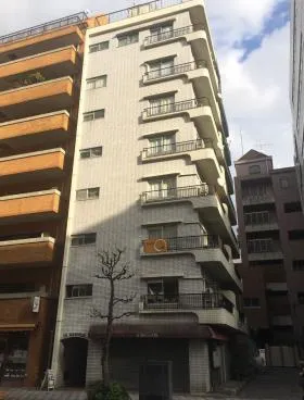 OIマンションビルの外観