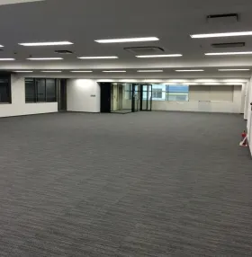 アキバCOビルの外観