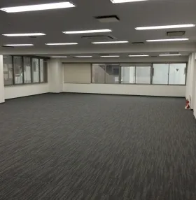 アキバCOビルの外観
