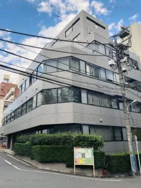 川上ビルの外観