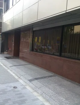 日本橋本町THビル(和光純薬ビル)の外観
