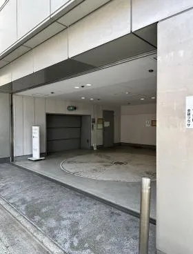 全研プラザの外観