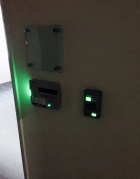 TAKI銀座ビルの外観