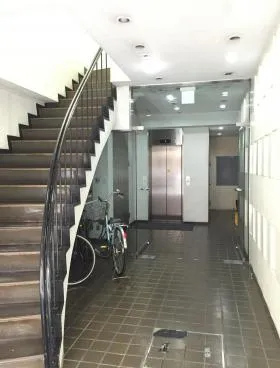 高橋ビルの外観