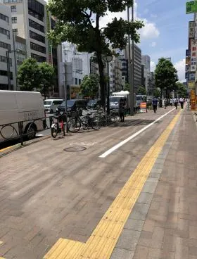 ムラサキビルの外観