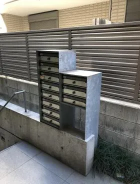 モデリアブリュット北参道の外観