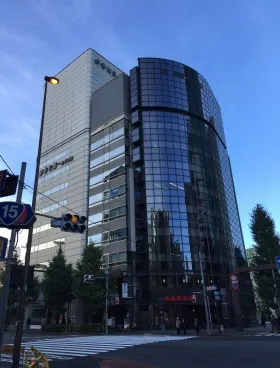 近鉄銀座中央通りビルⅡビルの外観