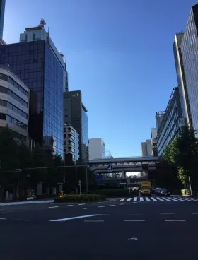 近鉄銀座中央通りビルⅡビルの外観