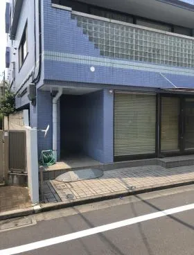 ウィーン四谷の外観