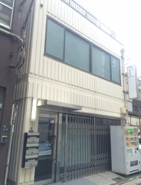 西新橋ビルの外観