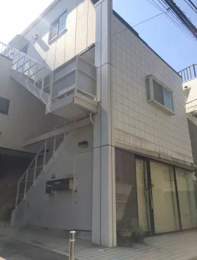 市原ビルの外観