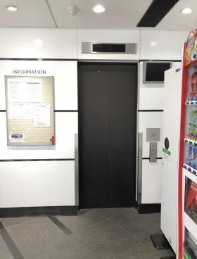 プライム秋葉原ビルの外観