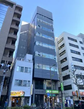 共和15番館ビルの外観