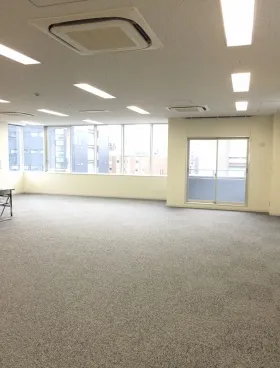 NS京橋ビルの外観