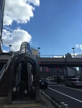 新宿三葉ビルの外観