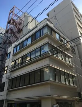 岡野ビルの外観