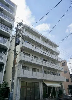 伊藤ビルの外観