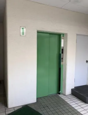 伊藤ビルの外観
