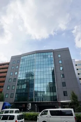 亀井ビルの外観
