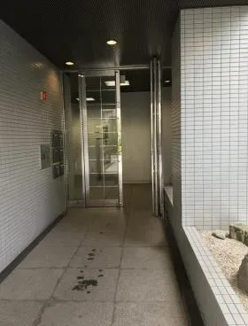 赤坂ウィングビルの外観