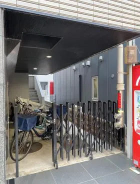 オーク入船ビルの外観