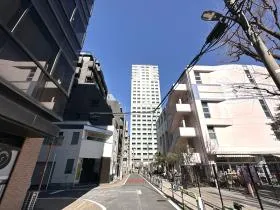 花園公園ビルの外観