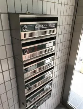 D5ビルの外観