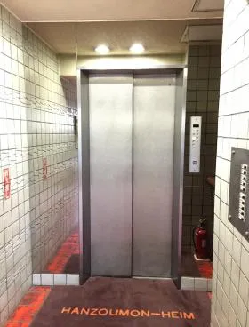 半蔵門ハイムビルの外観