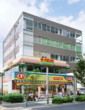 日土地新田ビルの外観