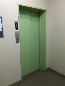 サウス青山マンションの外観
