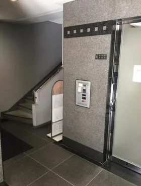 ロダンサイドビルの外観