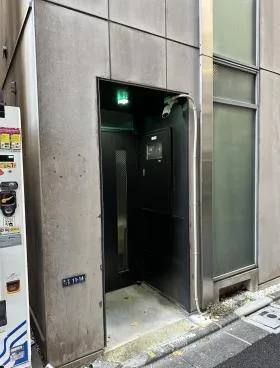 銀座SLCビルの外観