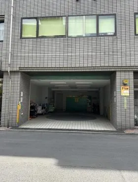 吉見屋ビルディングの外観