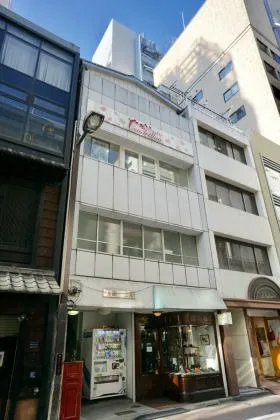 西銀三ビルの外観