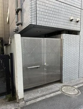 TGLビルの外観