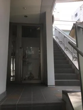 MA FIVEビルの外観