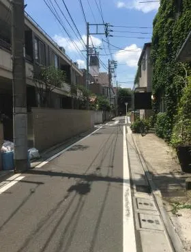 MA FIVEビルの外観