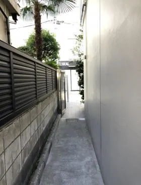 MA FIVEビルの外観
