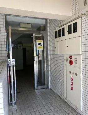 シュロス浅草の外観