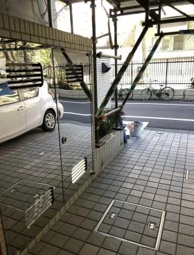 マツダビルの外観
