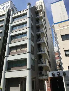 関内川島ビルの外観