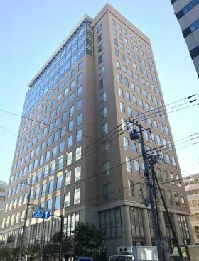 日土地山下町ビルの外観